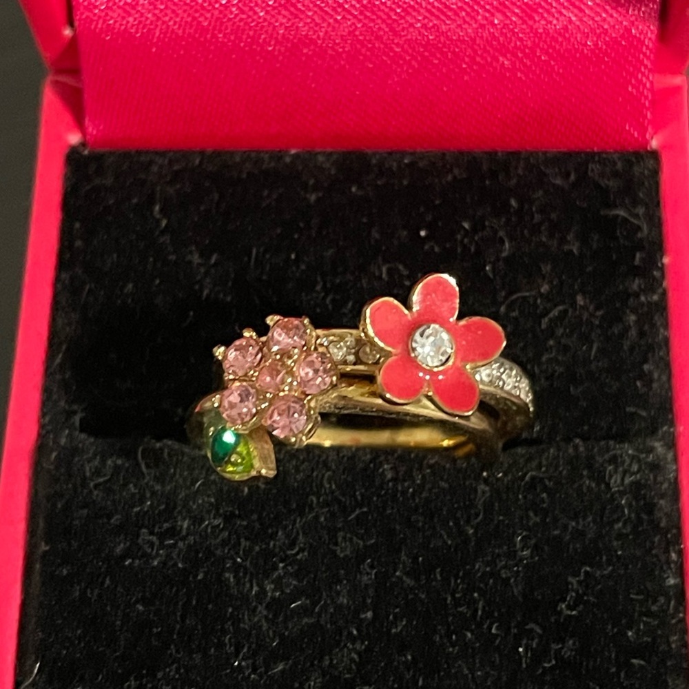 Juicy Couture Ring Set